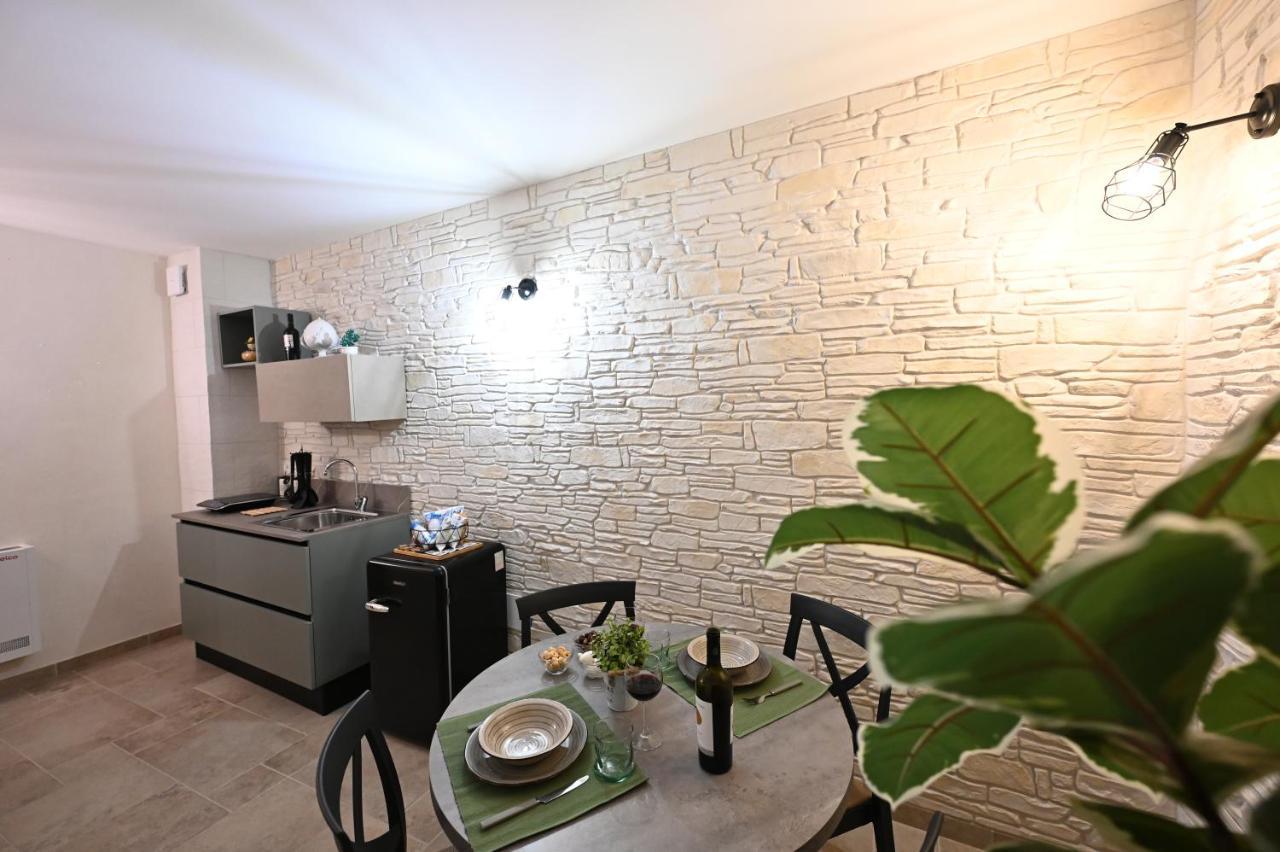Suite Laurel Spa Con Idromassaggio Fasano Exterior foto